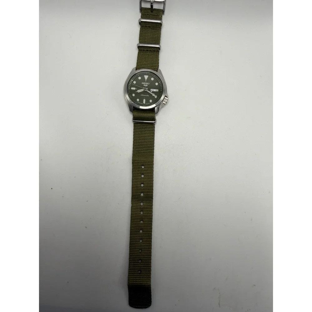 Seiko Green Dial 4R36-08L0 Automatic Mens Working Watch 40MM 9